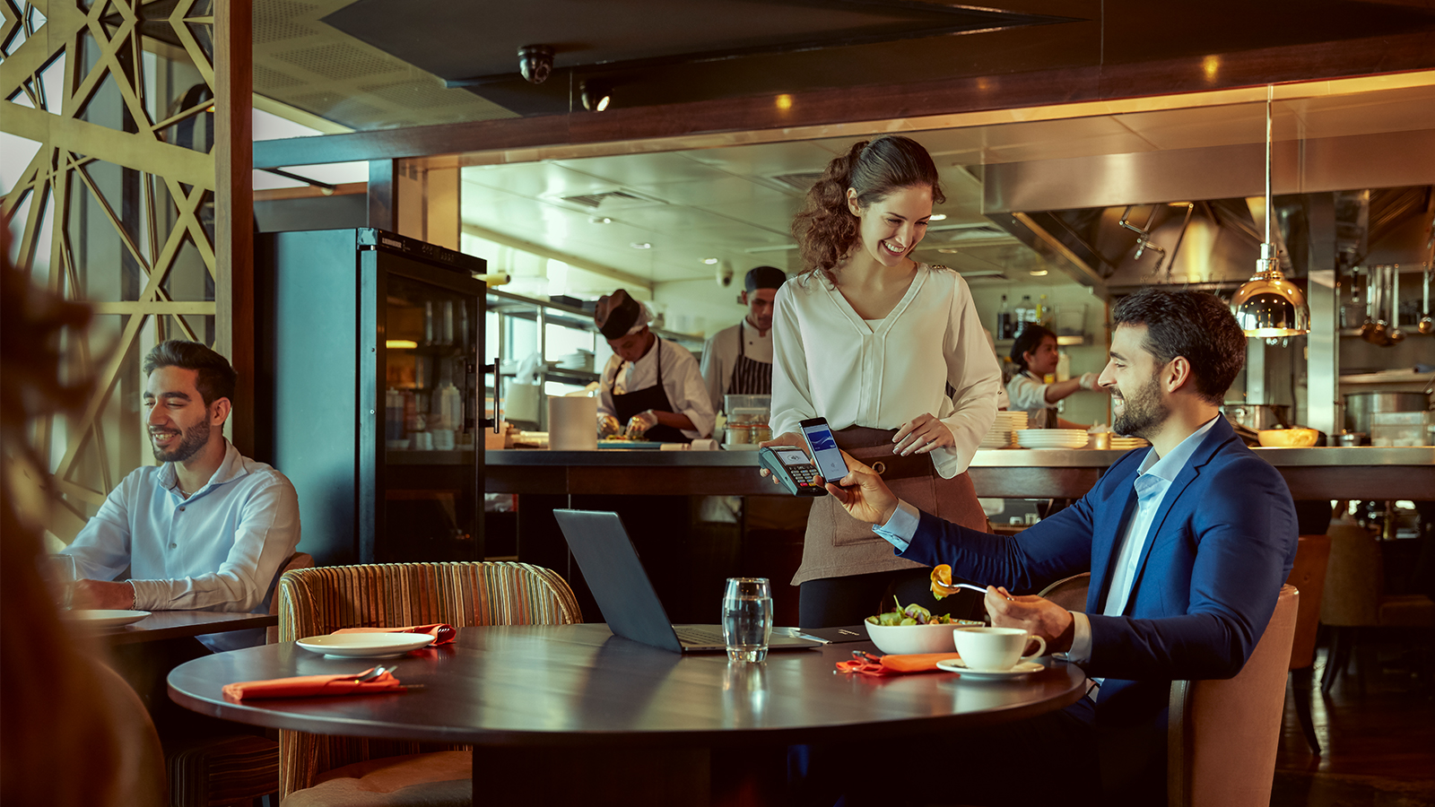 marquee-contactless-payments-1600x900 marquee-contactless-payments-1600x900
